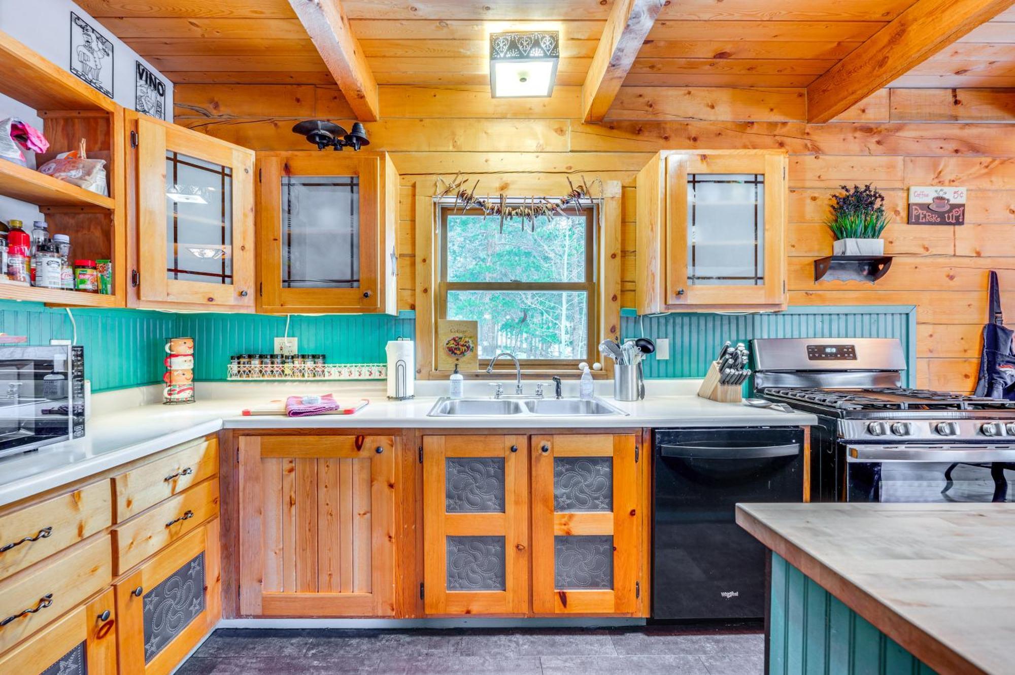 Secluded Black Hawk Log Cabin With Fire Pit! Exterior photo
